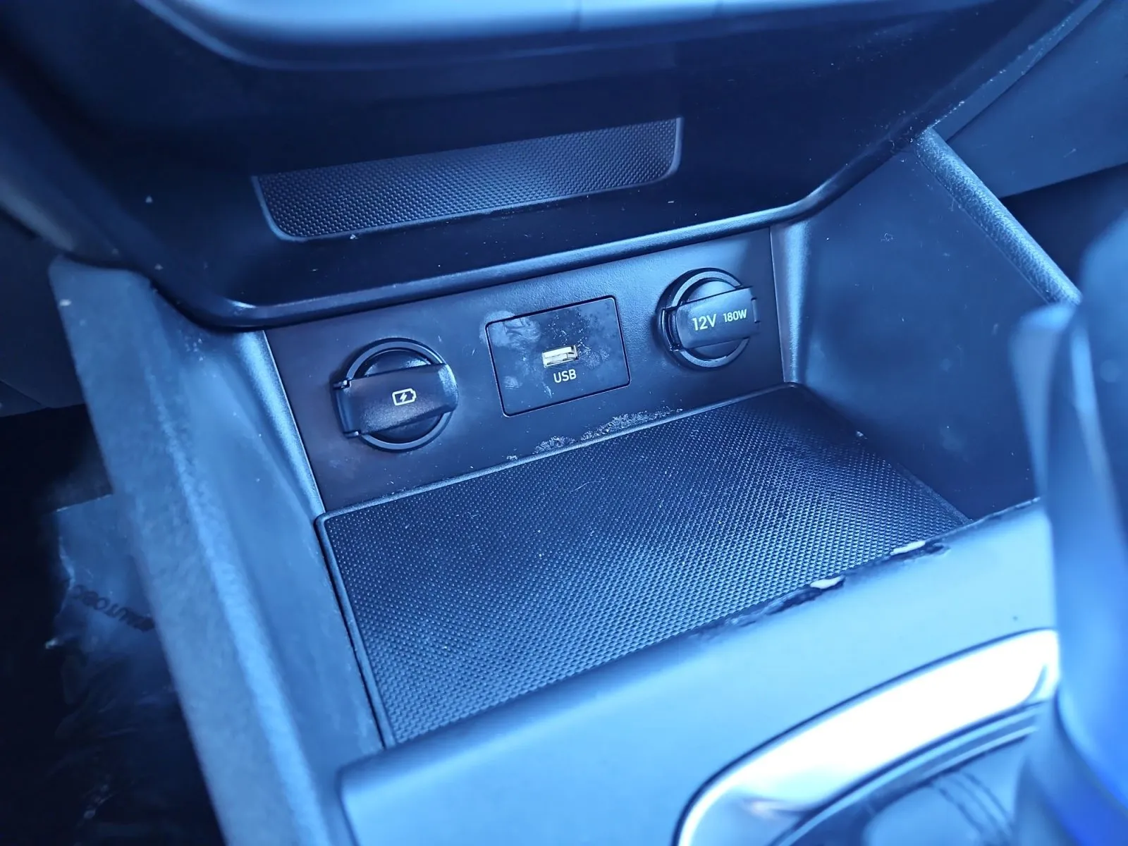 Hyundai Kona photo 19