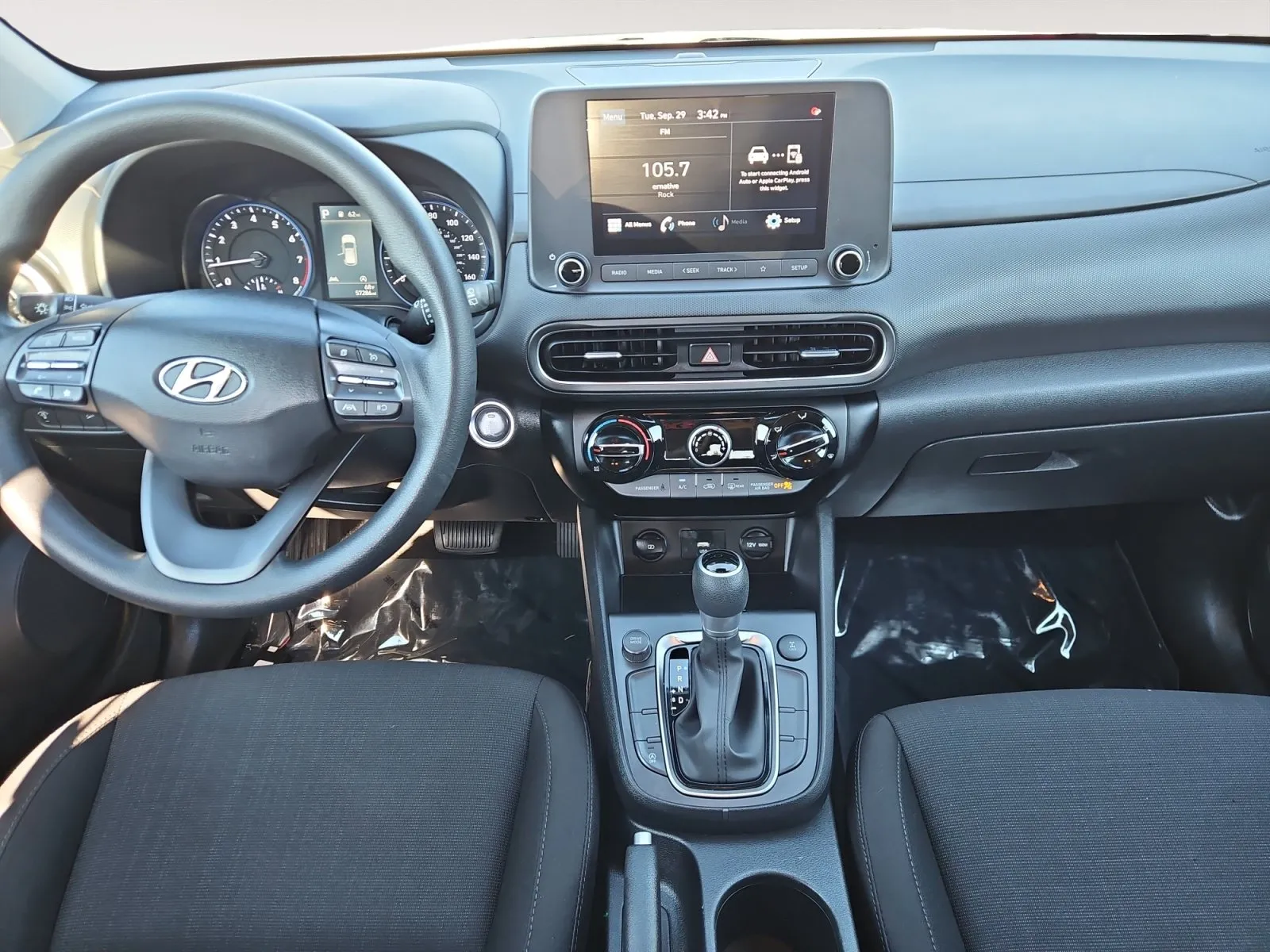 Hyundai Kona photo 11