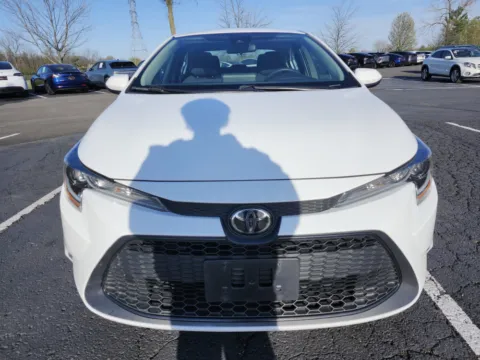 More photos of 2022 Toyota Corolla LE at Auto Boutique Ohio, OH