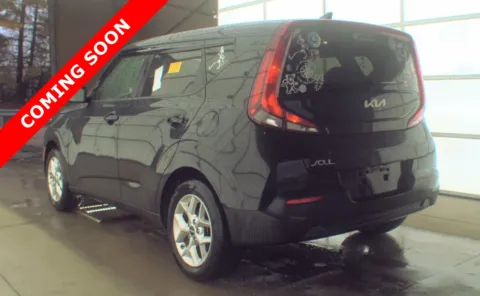 More photos of 2022 Kia Soul LX at Auto Boutique Ohio, OH