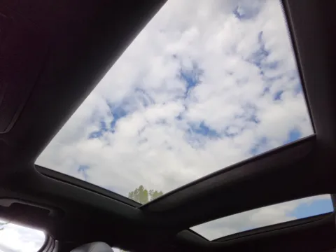 More photos of 2019 Mercedes-Benz GLA 250 at Auto Boutique Ohio, OH