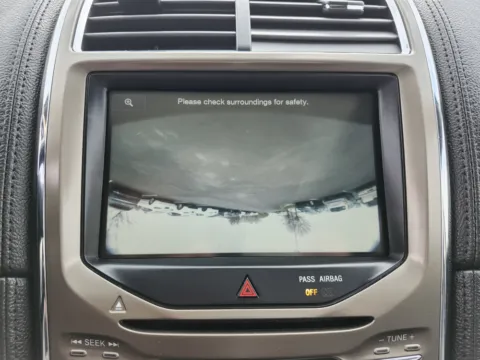 More photos of 2014 Lincoln MKX at Auto Boutique Ohio, OH