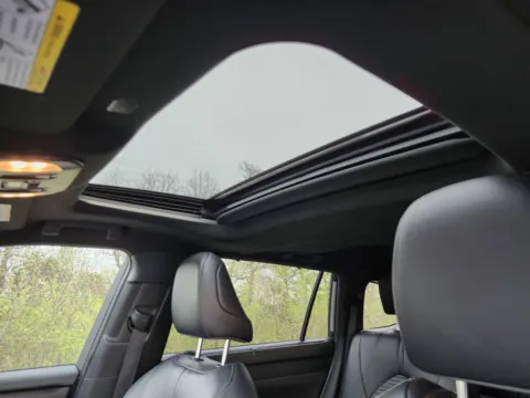 Photos of 2022 Toyota Highlander XSE for sale in Columbus, OH at Auto Boutique Ohio