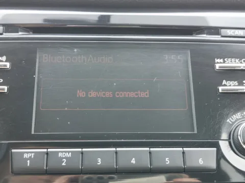 More photos of 2016 Nissan Rogue SV at Auto Boutique Ohio, OH