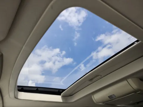 Photos of 2016 Chrysler Town & Country Touring-L Anniversary Edition for sale in Columbus, OH at Auto Boutique Ohio