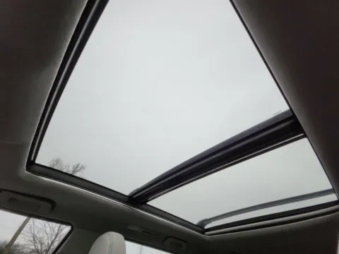 Photos of 2016 Toyota Highlander Limited for sale in Columbus, OH at Auto Boutique Ohio