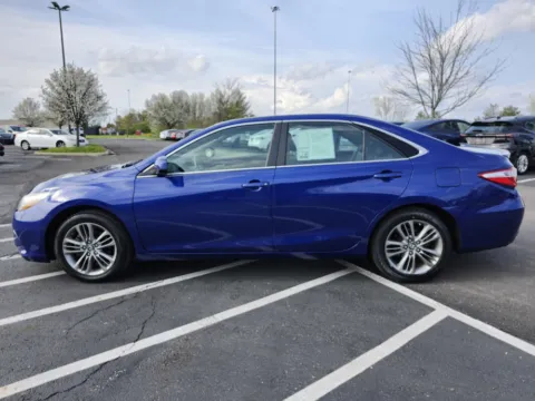 More photos of 2016 Toyota Camry SE at Auto Boutique Ohio, OH