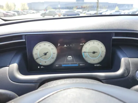 More photos of 2022 Hyundai Tucson SEL at Auto Boutique Ohio, OH