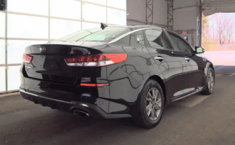 More photos of 2020 Kia Optima LX at Auto Boutique Ohio, OH