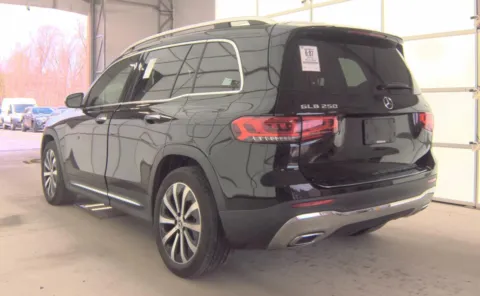 More photos of 2020 Mercedes-Benz GLB 250 at Auto Boutique Ohio, OH