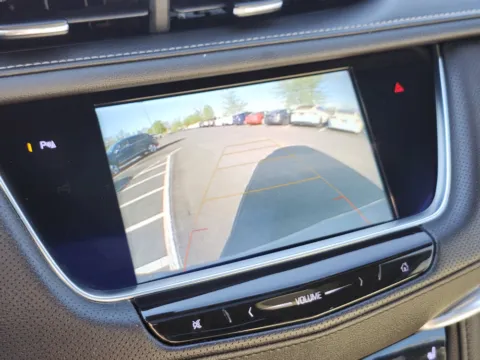 More photos of 2018 Cadillac XT5 Luxury FWD at Auto Boutique Ohio, OH