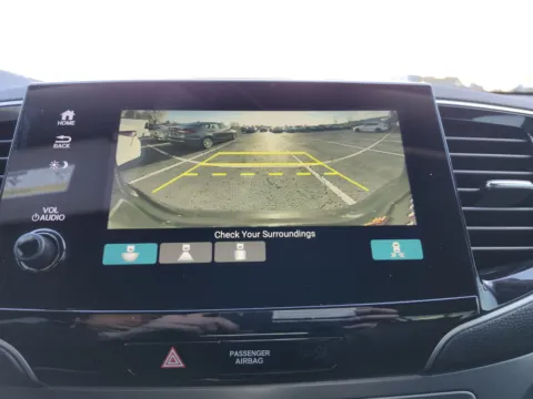 More photos of 2021 Honda Pilot Special Edition at Auto Boutique Ohio, OH