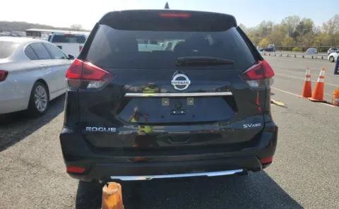More photos of 2018 Nissan Rogue SV at Auto Boutique Ohio, OH