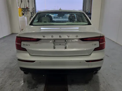 More photos of 2020 Volvo S60 Momentum at Auto Boutique Ohio, OH