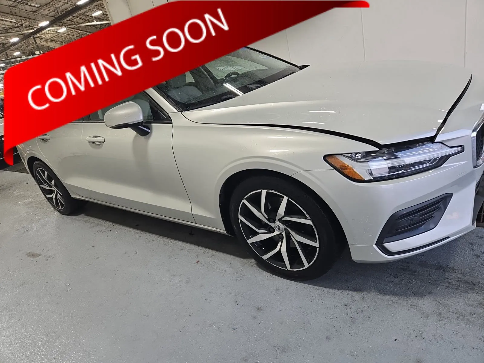 2020 Volvo S60 T5 Momentum's photo