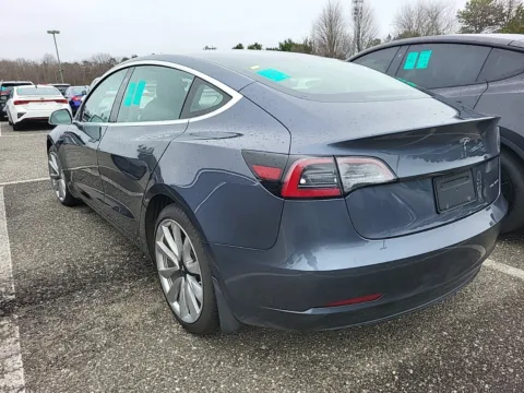 More photos of 2020 Tesla Model 3 Long Range at Auto Boutique Ohio, OH
