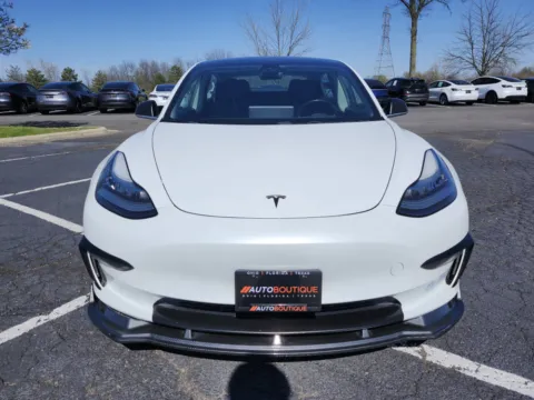 More photos of 2018 Tesla Model 3 Long Range Battery at Auto Boutique Ohio, OH