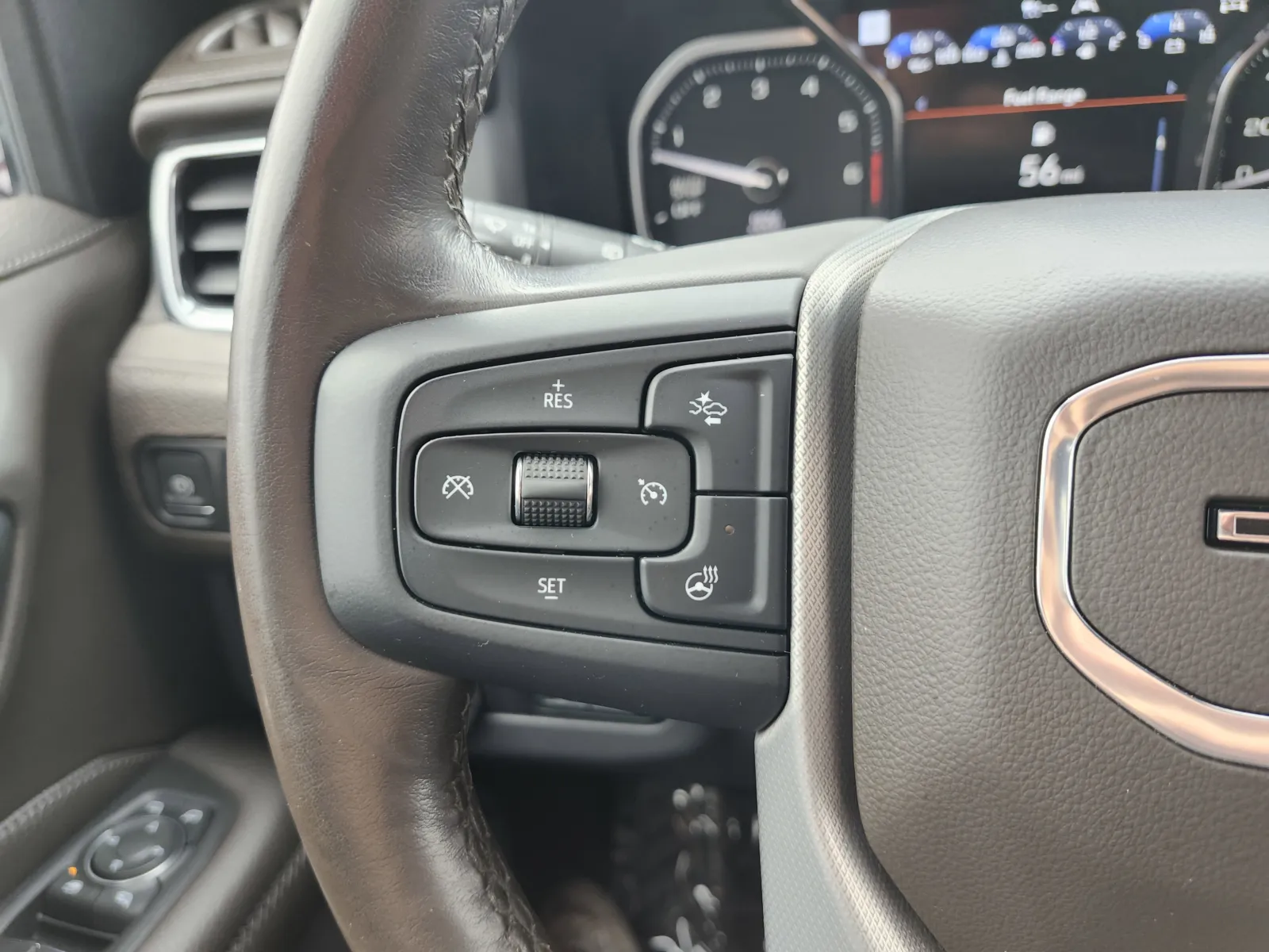 2021 GMC Yukon XL Denali - Photo 38