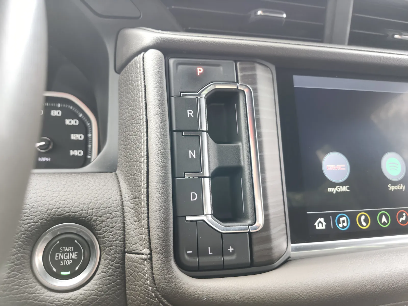 2021 GMC Yukon XL Denali - Photo 9