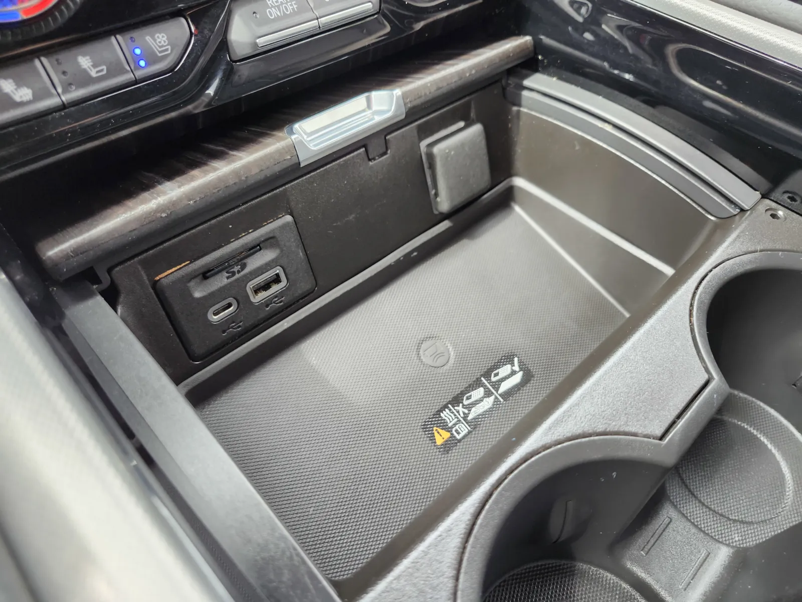 2021 GMC Yukon XL Denali - Photo 12