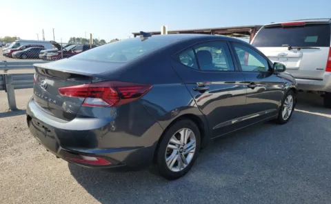 More photos of 2020 Hyundai Elantra SEL at Auto Boutique Ohio, OH