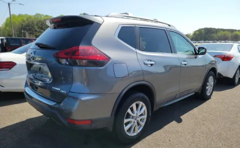 More photos of 2020 Nissan Rogue S at Auto Boutique Ohio, OH