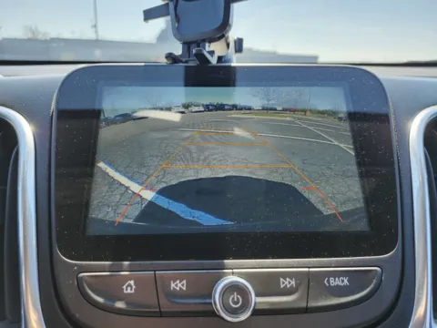 More photos of 2018 Chevrolet Equinox LT at Auto Boutique Ohio, OH