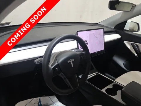 More photos of 2021 Tesla Model Y Long Range at Auto Boutique Ohio, OH