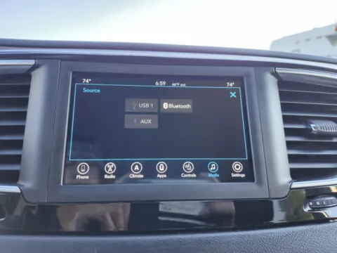 More photos of 2019 Chrysler Pacifica Touring L at Auto Boutique Ohio, OH