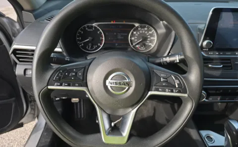 More photos of 2020 Nissan Altima 2.5 S at Auto Boutique Ohio, OH