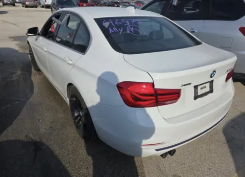 More photos of 2018 BMW 3 Series 330i xDrive at Auto Boutique Ohio, OH
