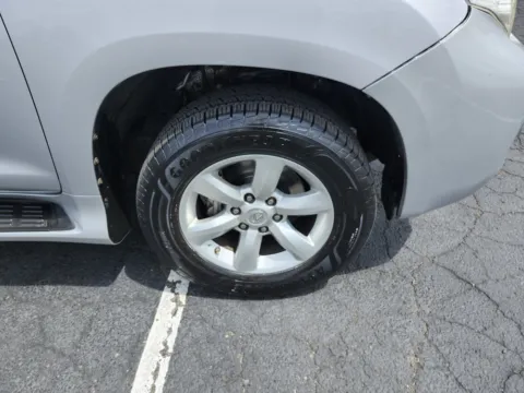More photos of 2010 Lexus GX 460 at Auto Boutique Ohio, OH