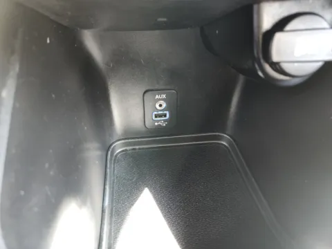 More photos of 2017 Dodge Journey SE at Auto Boutique Ohio, OH