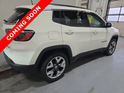 More photos of 2021 Jeep Compass Limited at Auto Boutique Ohio, OH