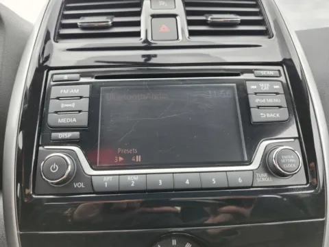 More photos of 2018 Nissan Versa Note SR at Auto Boutique Ohio, OH