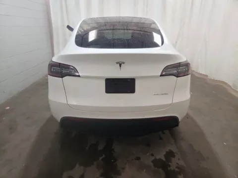 More photos of 2020 Tesla Model Y Long Range at Auto Boutique Ohio, OH