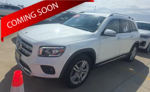 White 2020 Mercedes-Benz GLB 250 for sale in Columbus, OH