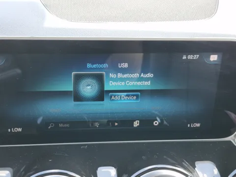 More photos of 2020 Mercedes-Benz GLB 250 at Auto Boutique Ohio, OH