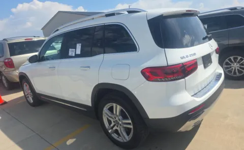 More photos of 2020 Mercedes-Benz GLB 250 at Auto Boutique Ohio, OH
