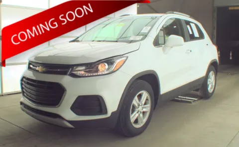 White 2019 Chevrolet Trax LT for sale in Columbus, OH