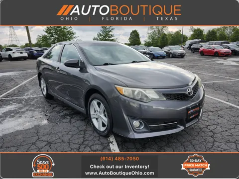 Gray 2013 Toyota Camry SE for sale in Columbus, OH