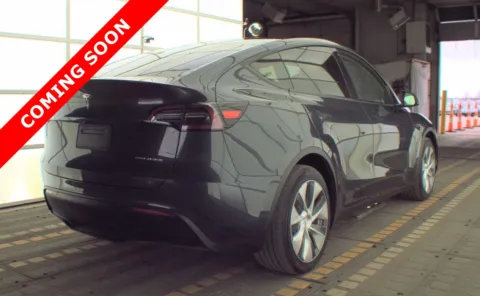 More photos of 2024 Tesla Model Y Long Range at Auto Boutique Ohio, OH