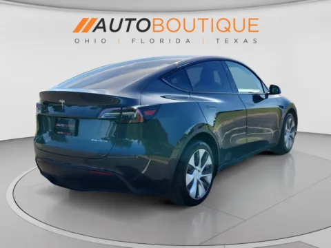 More photos of 2024 Tesla Model Y Long Range at Auto Boutique Ohio, OH