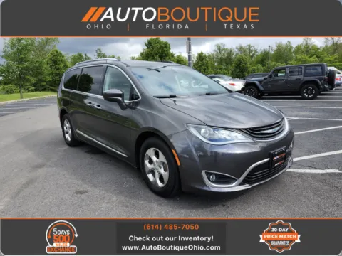 Gray 2018 Chrysler Pacifica Hybrid Touring L for sale in Columbus, OH