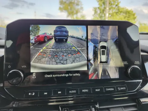 More photos of 2024 Nissan Pathfinder SL at Auto Boutique Ohio, OH