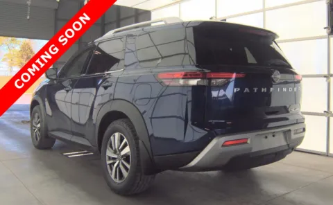 More photos of 2024 Nissan Pathfinder SL at Auto Boutique Ohio, OH