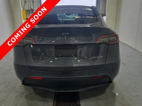 More photos of 2021 Tesla Model Y Long Range at Auto Boutique Ohio, OH