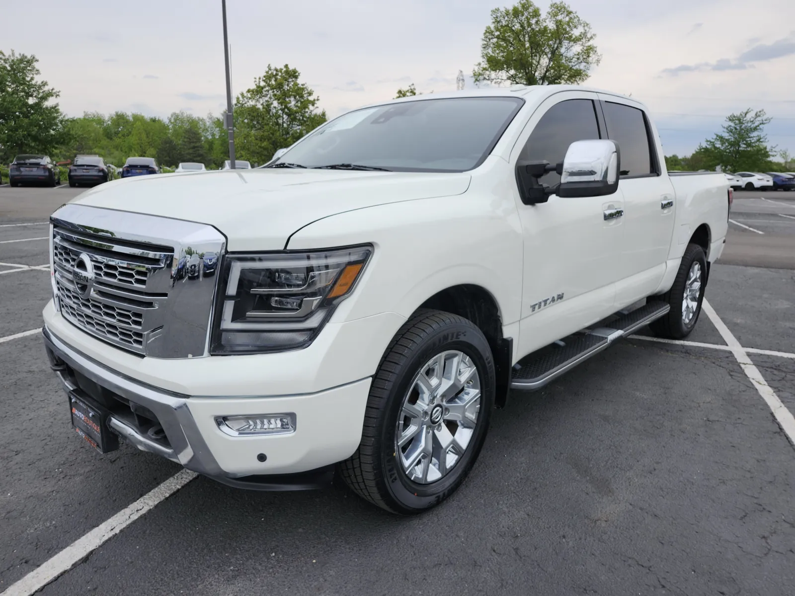 Nissan Titan photo 18