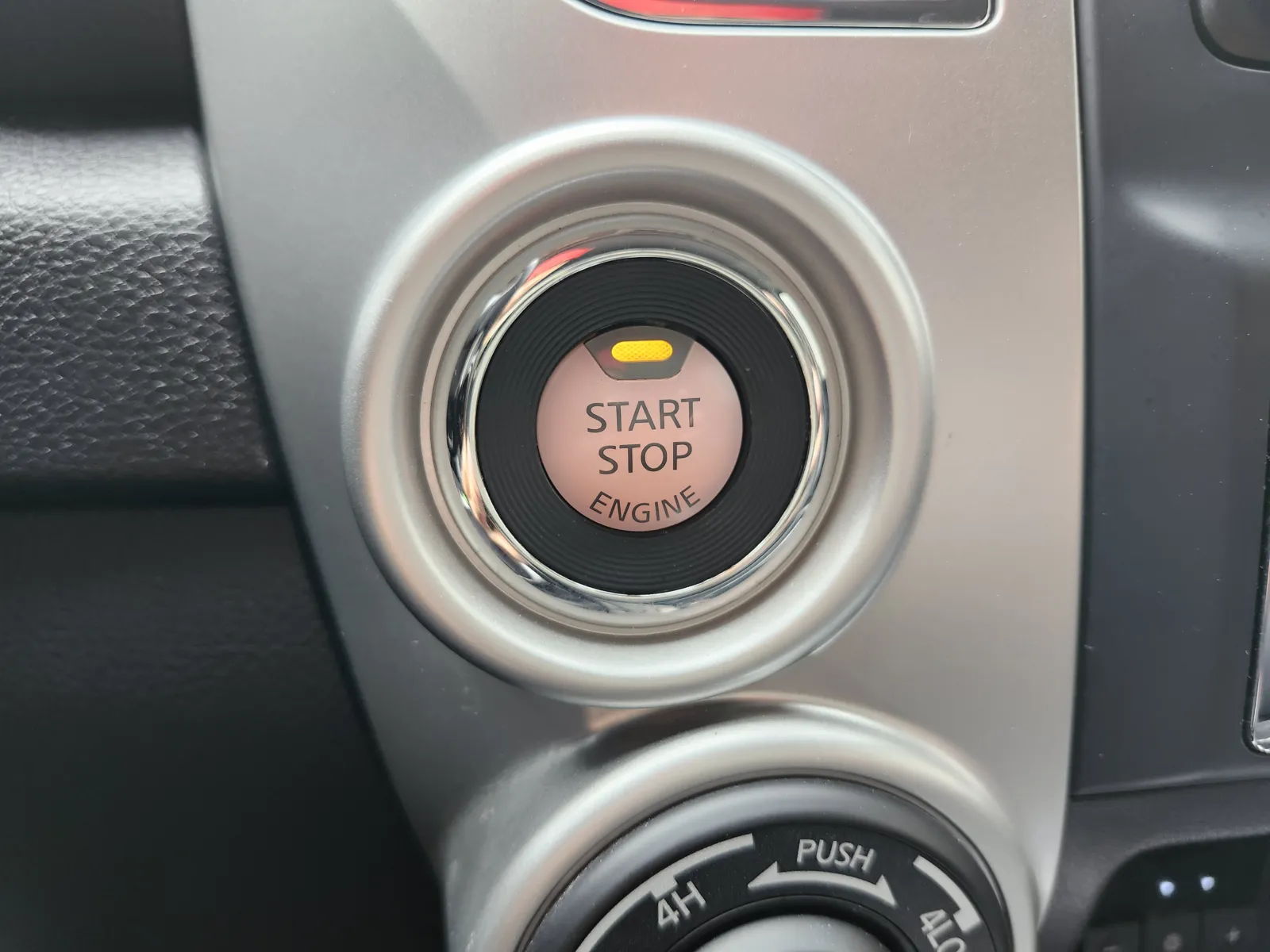 Nissan Titan photo 9