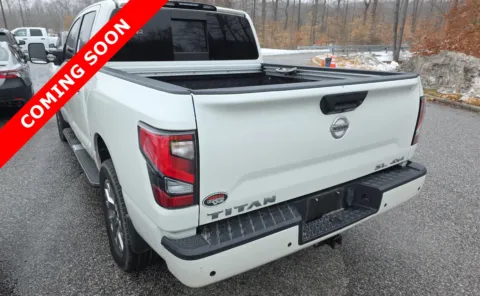 Another view of 2021 Nissan Titan SL for sale in Columbus, OH at Auto Boutique Ohio